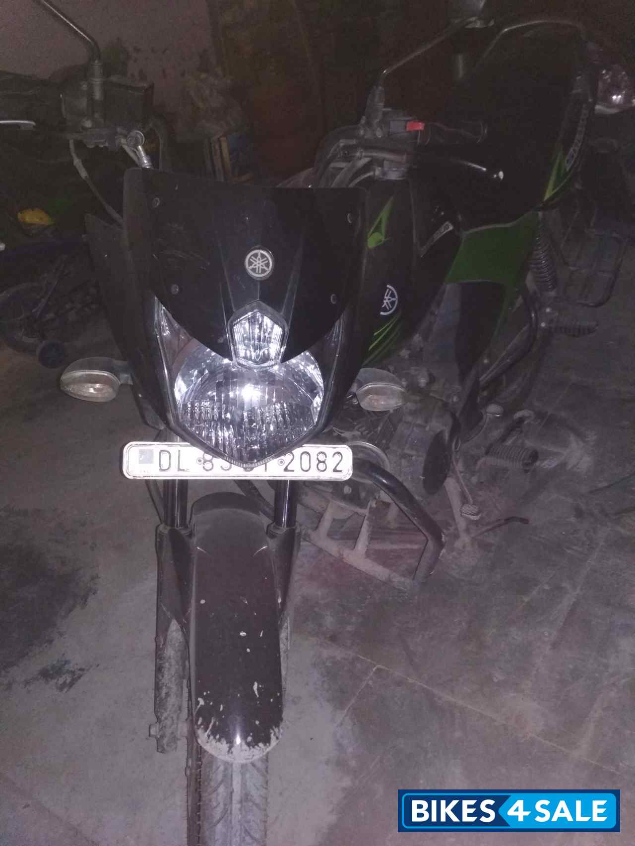 Black Green Yamaha Saluto 125 Black Green Yamaha Saluto 125