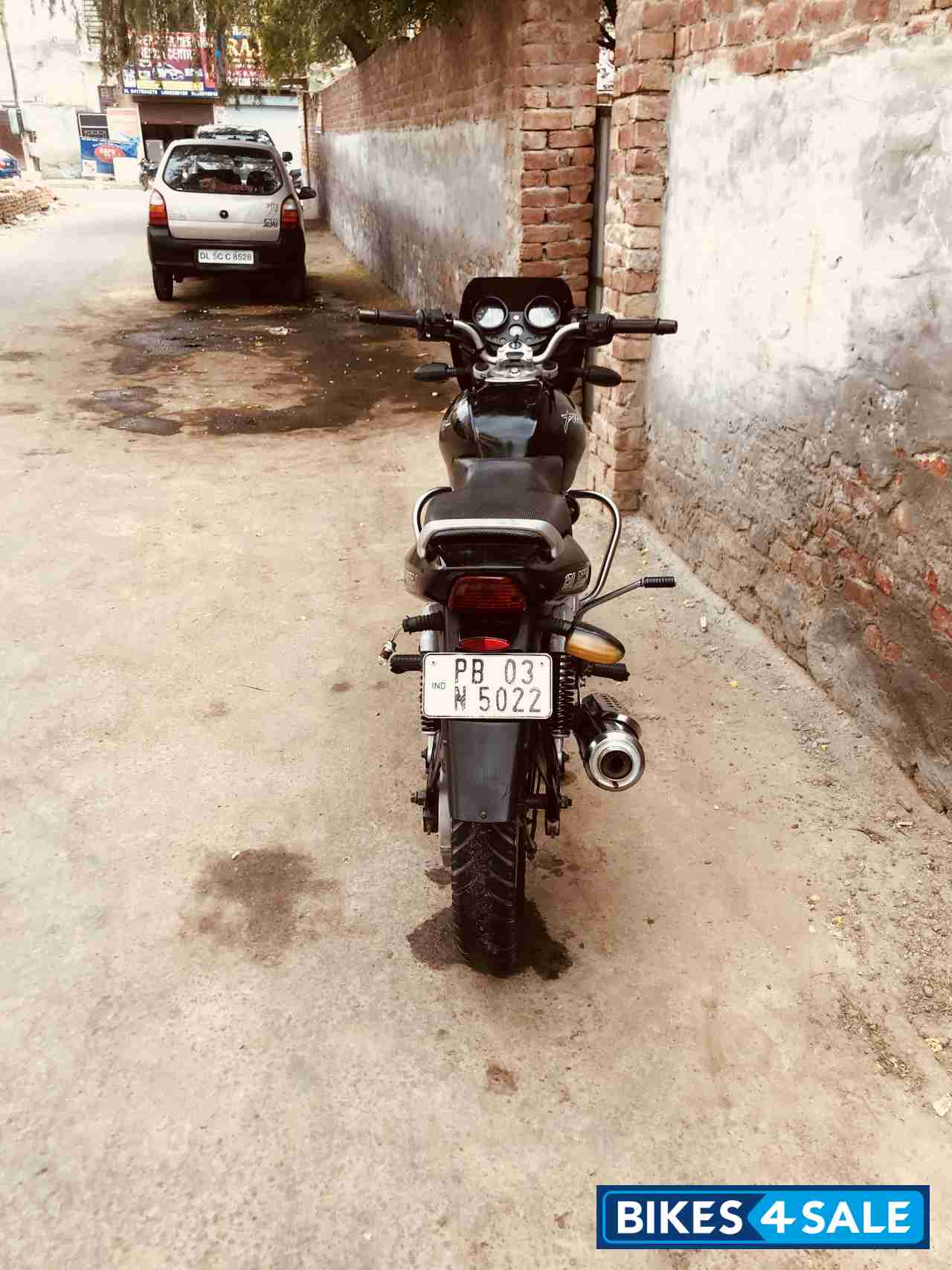 Black Bajaj Pulsar 150 DTSi