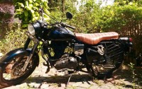 Black Royal Enfield Bullet Standard 350