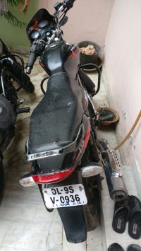 Black Bajaj Discover 125