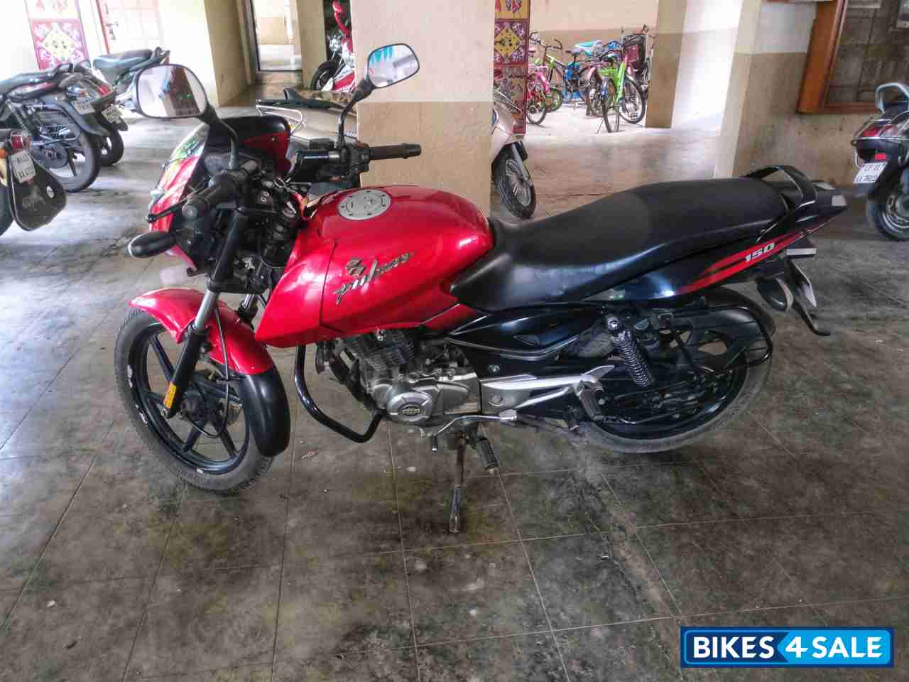 Red And Black Bajaj Pulsar 150 DTSi Red And Black Bajaj Pulsar 150 DTSi