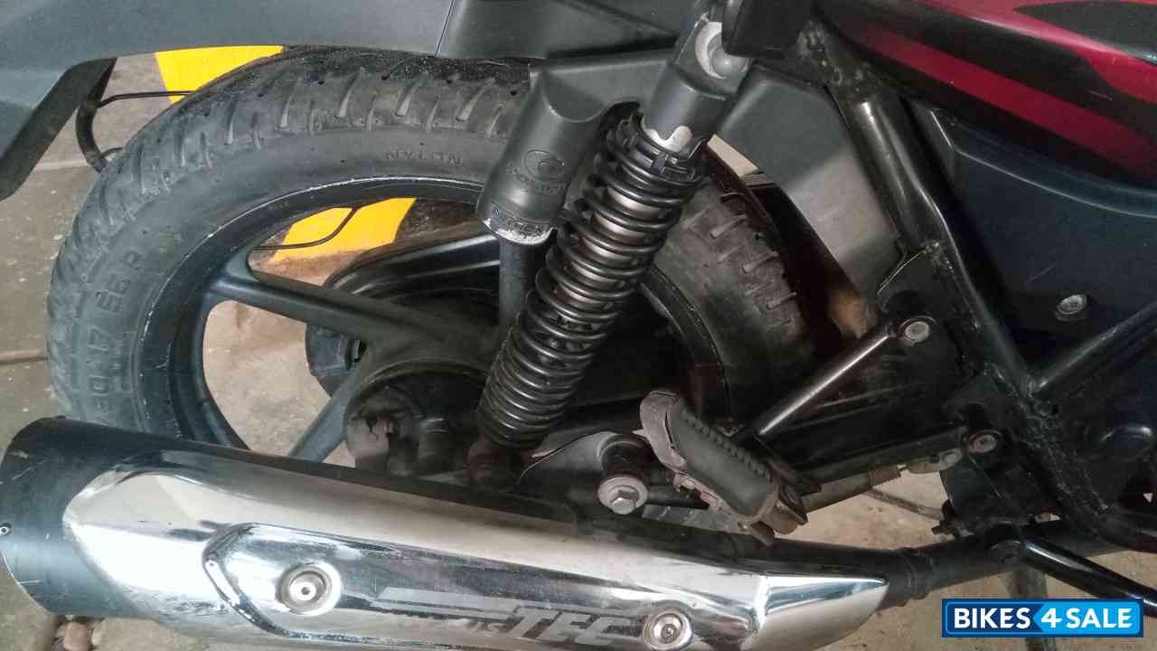 Black With Red Bajaj Discover DTSi 150