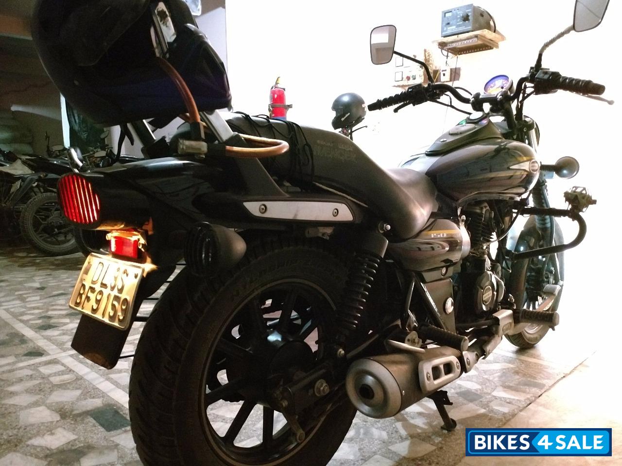 Midnight Blue Bajaj Avenger Street 150