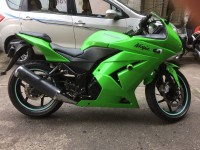 Green Kawasaki Ninja 250R