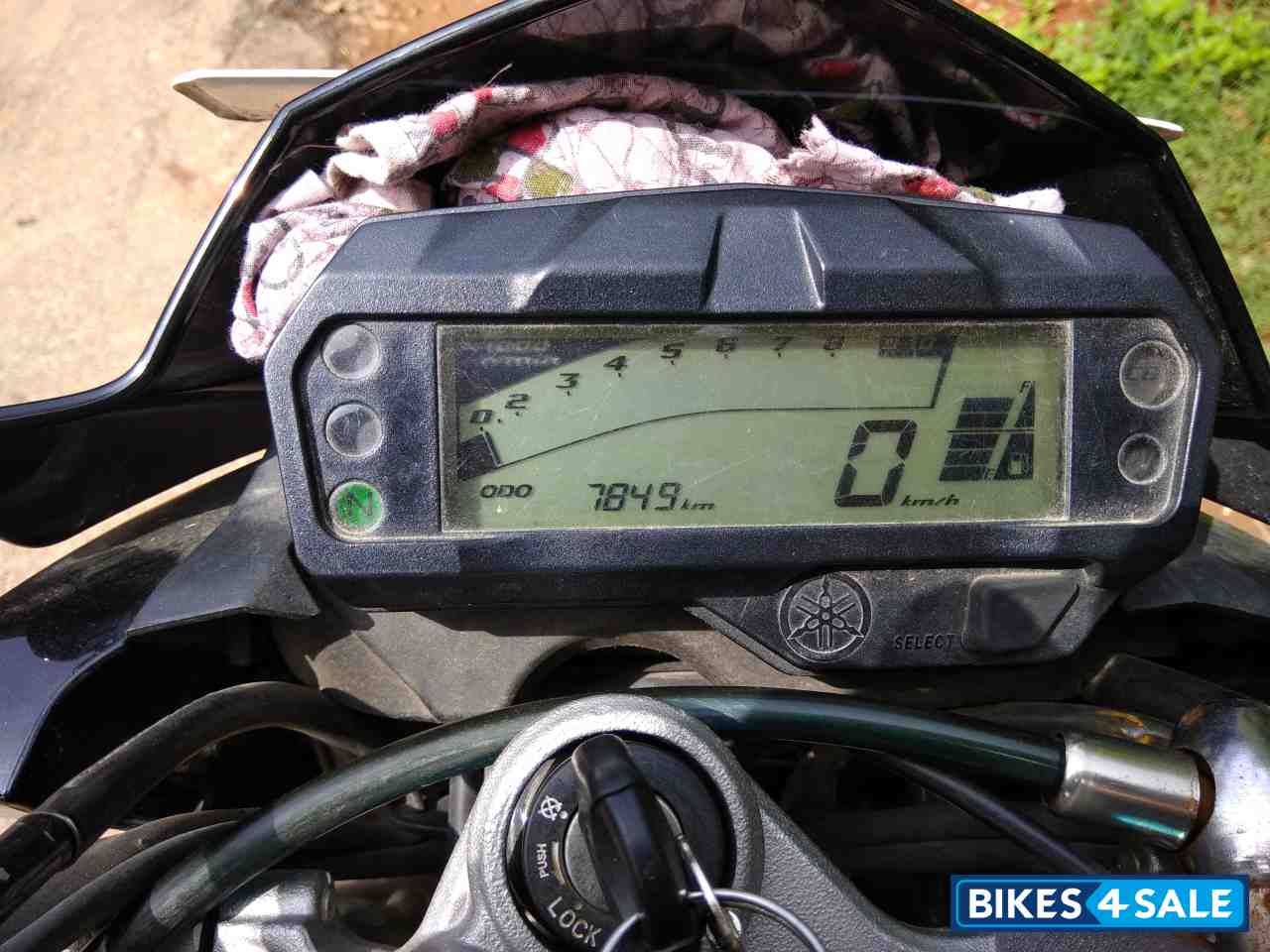 Blue Yamaha FZ-S FI V2