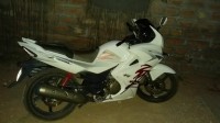 White Hero Karizma ZMR