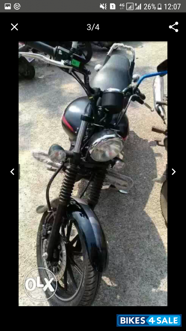 Black Bajaj Avenger Street 220