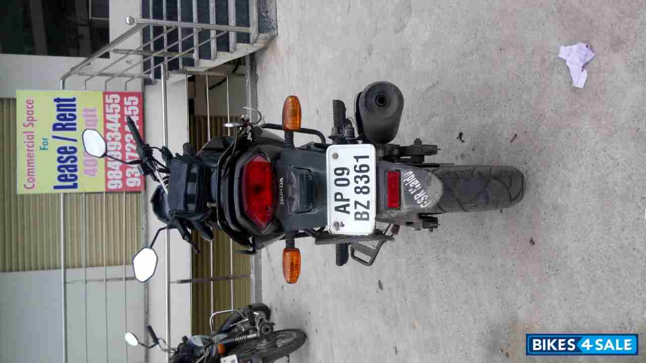 Black Honda Unicorn Dazzler