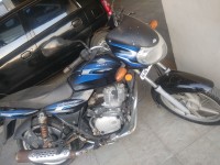 Blue Bajaj Discover 125