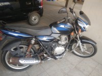 Blue Bajaj Discover 125