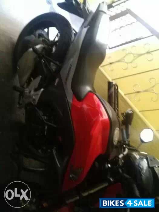 Red Honda CB Hornet 160R