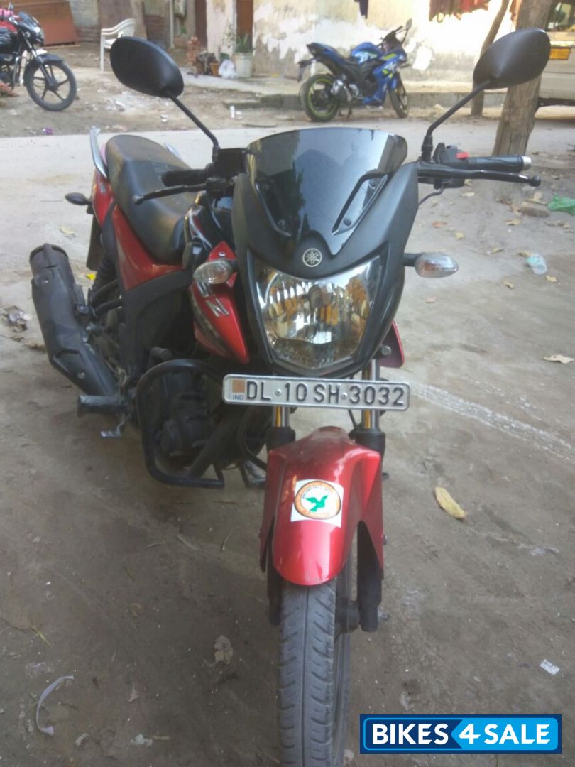 Red / Black Yamaha SZ-RR V2