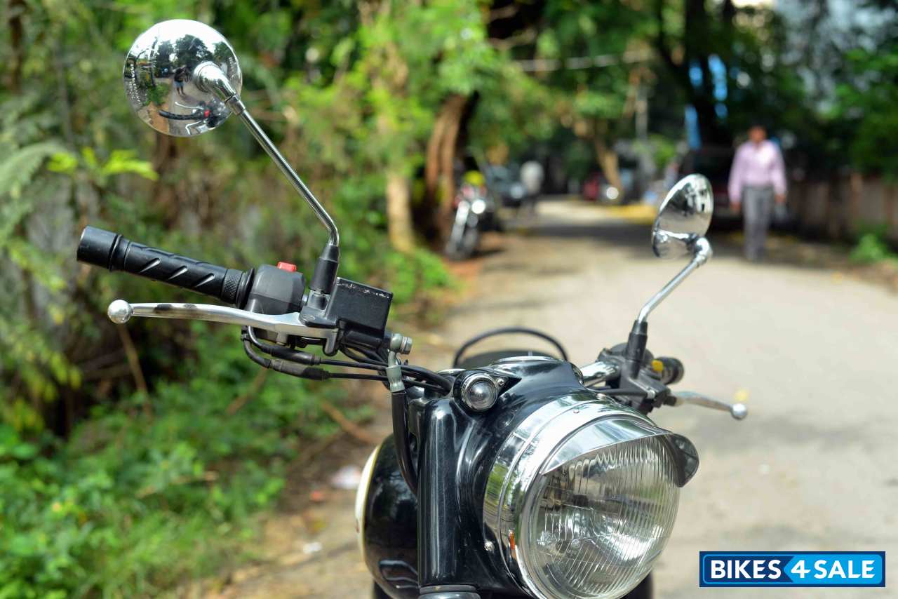 Black Royal Enfield Classic 500 Black Royal Enfield Classic 500