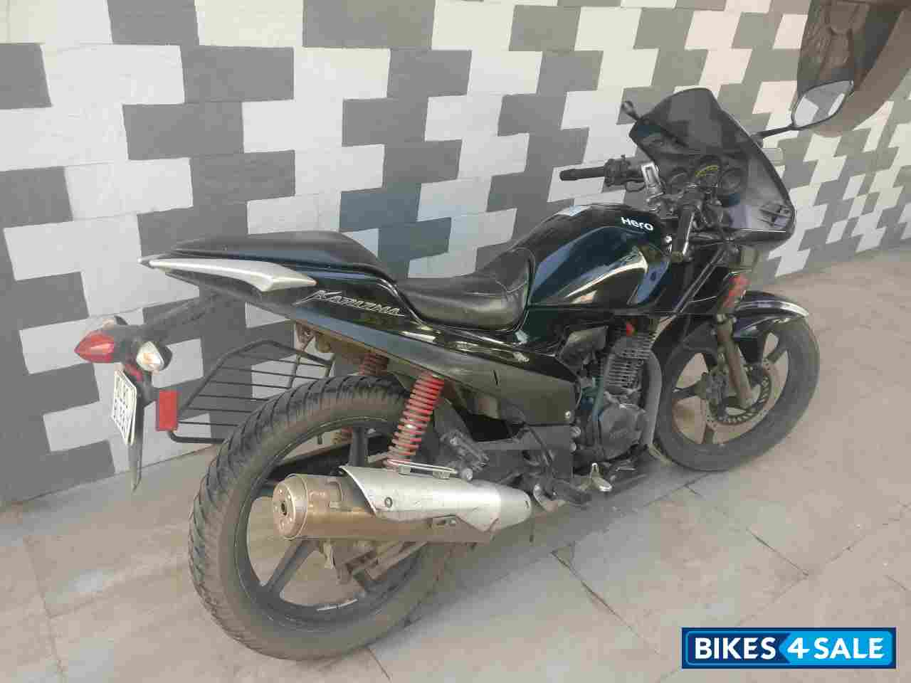 Black Hero Karizma R