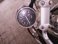 Black Bajaj Avenger 220 DTS-i