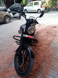 Bajaj Avenger Street 220 2016 Model