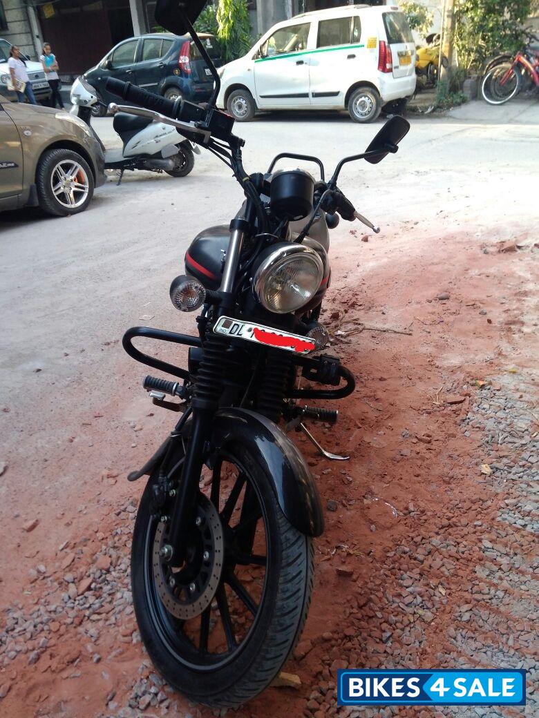 Matte Black Bajaj Avenger Street 220
