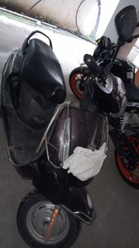 Brown Mahindra Duro DZ