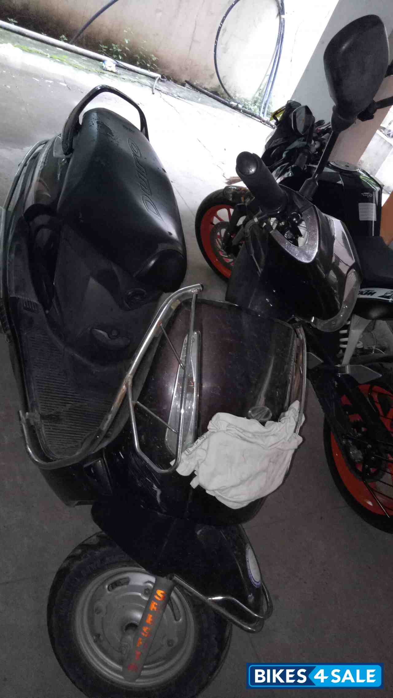 Brown Mahindra Duro DZ Brown Mahindra Duro DZ