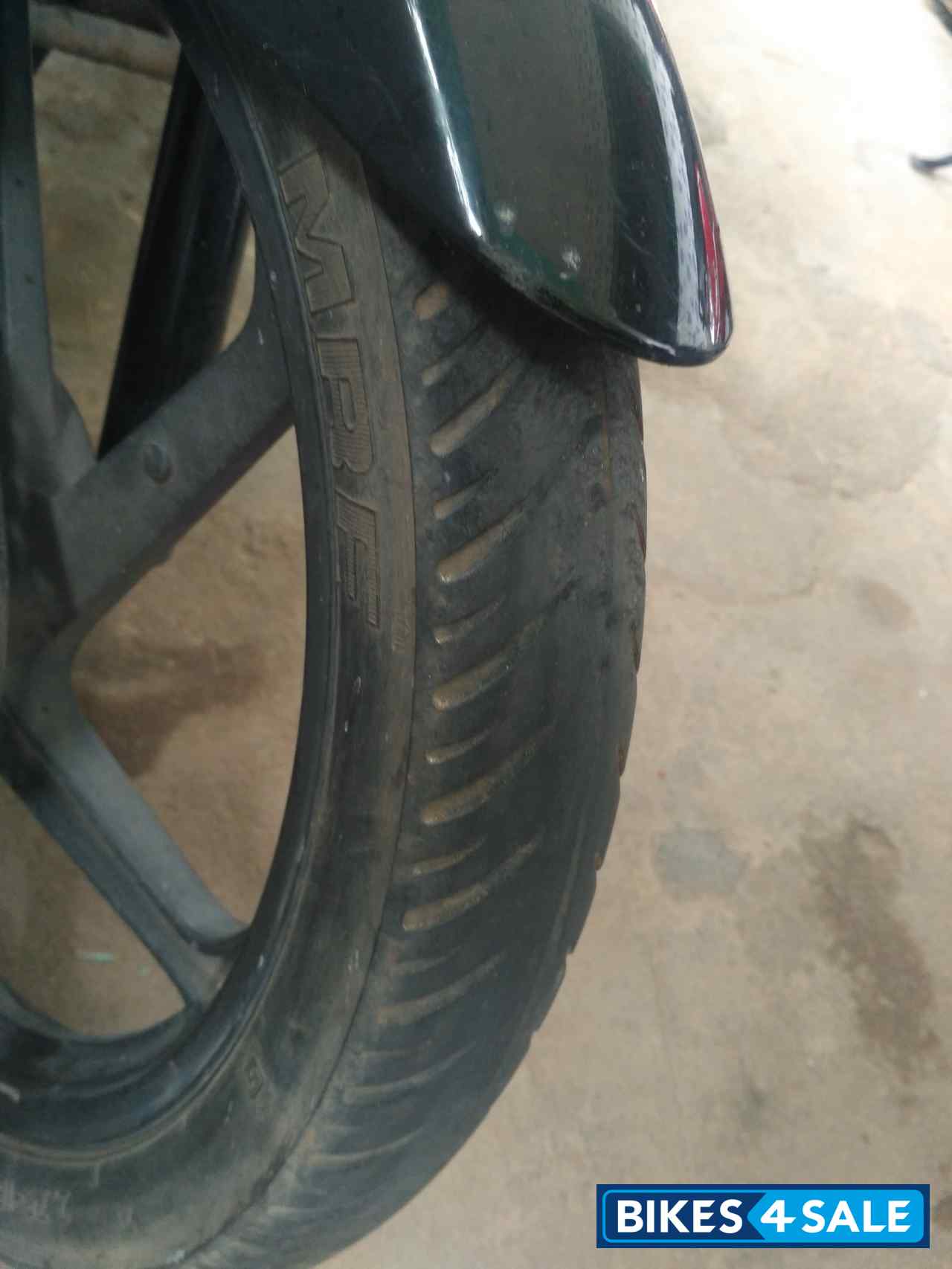 Black Honda CB Shine