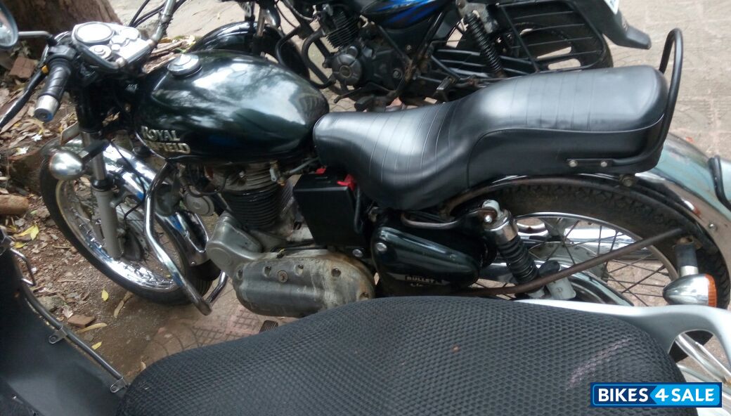 Black Royal Enfield Bullet Electra