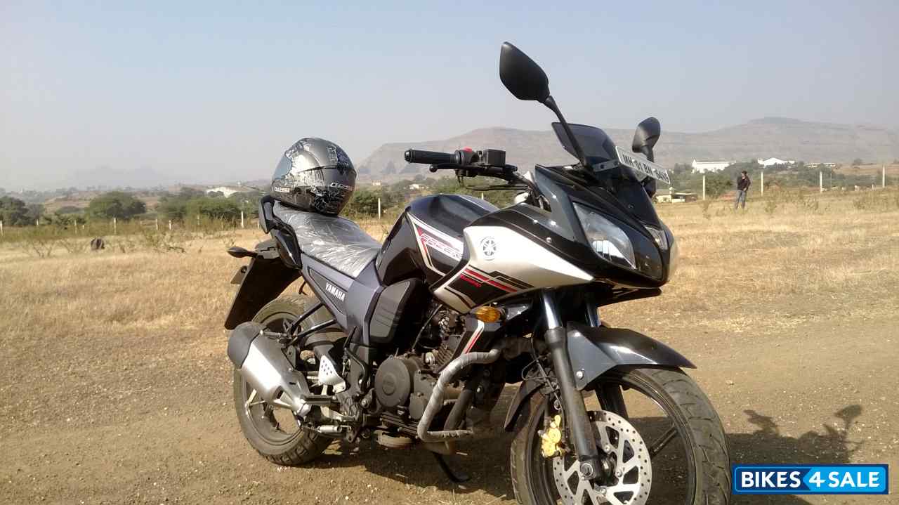 Black Yamaha Fazer