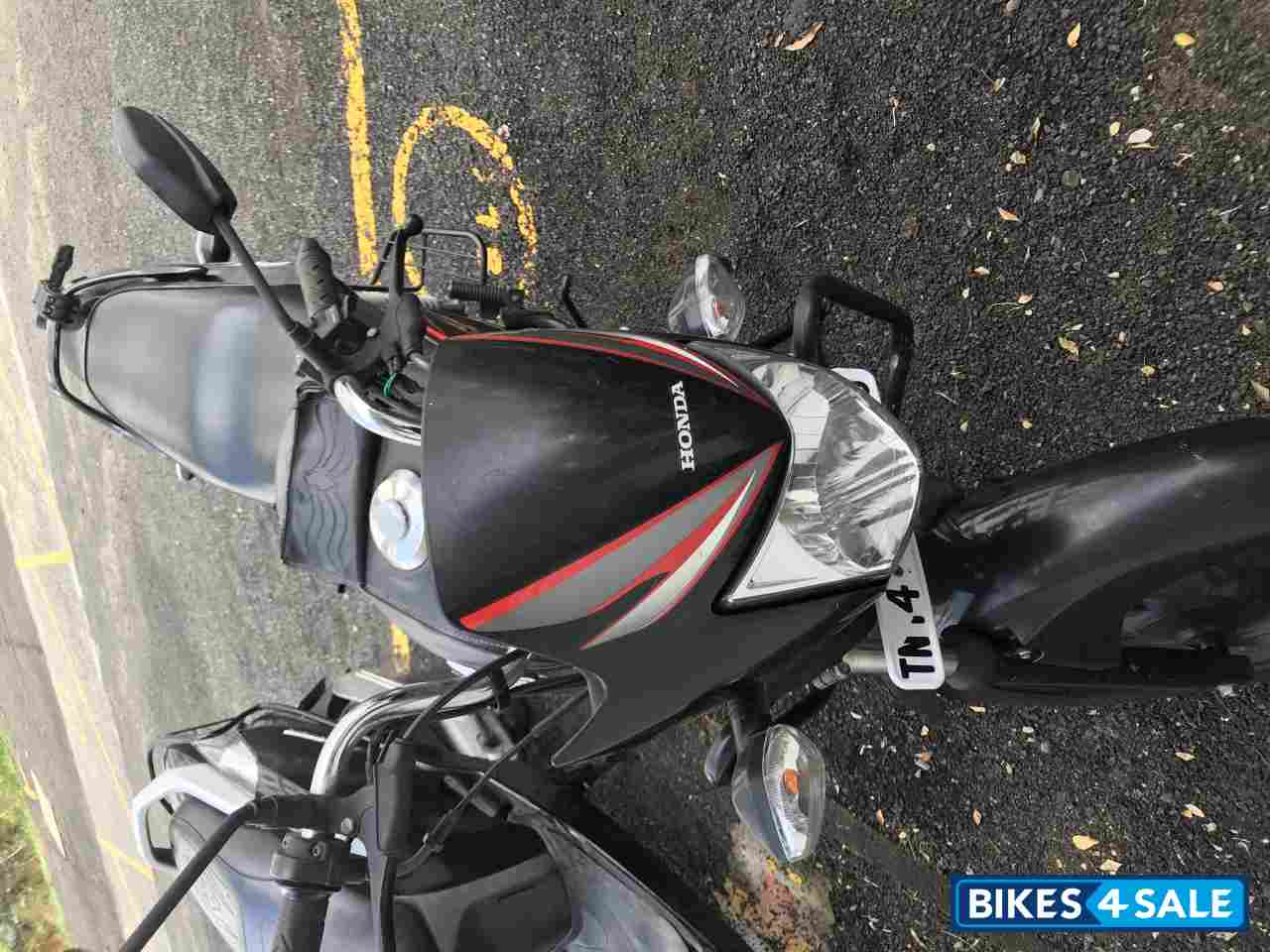 Black Honda CB Shine