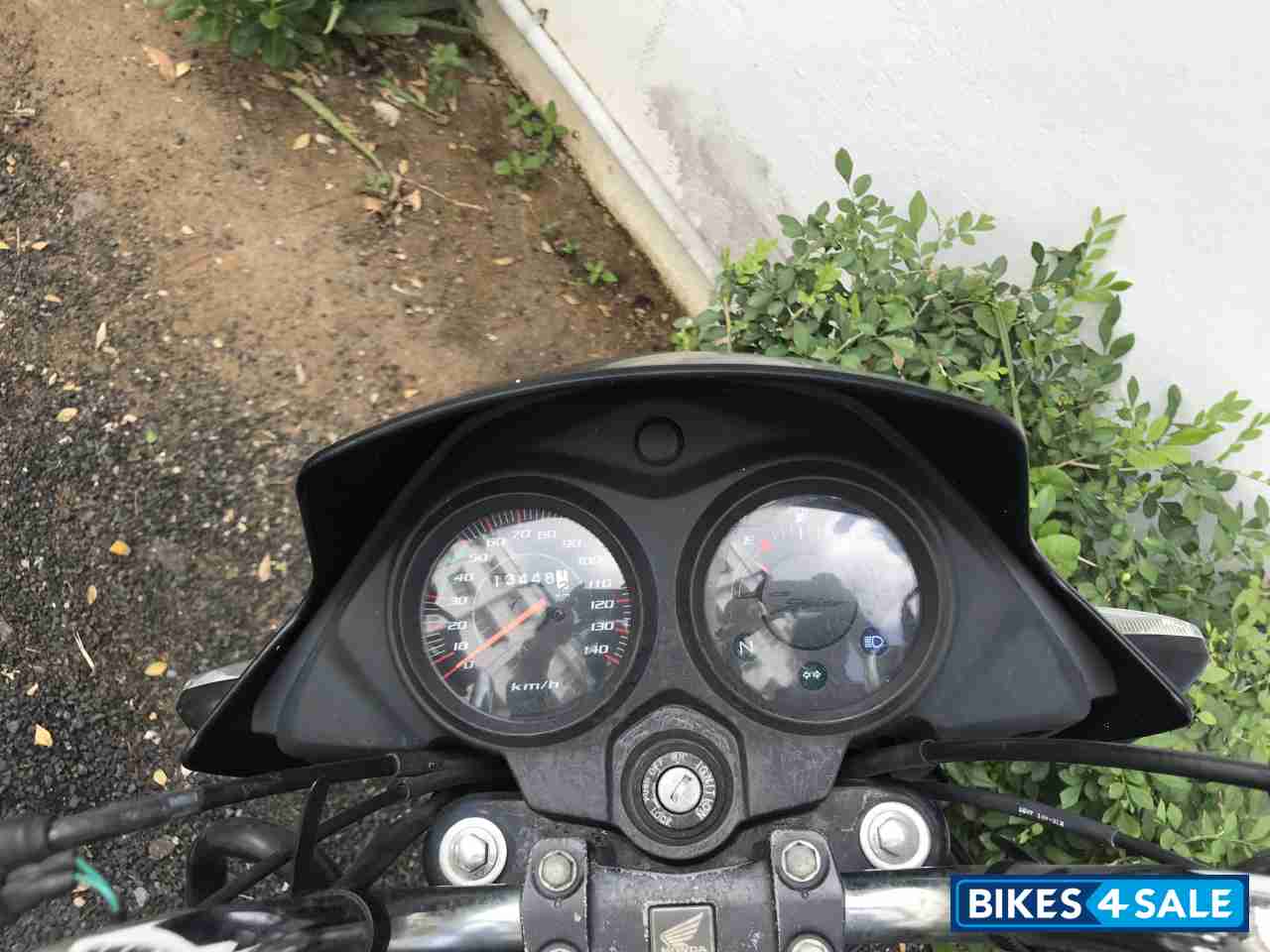 Black Honda CB Shine