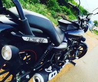 Blue Bajaj Avenger Street 150