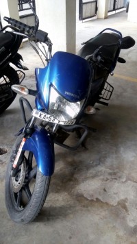 Blue Honda CB Shine