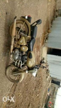 Send Royal Enfield Classic Desert Storm
