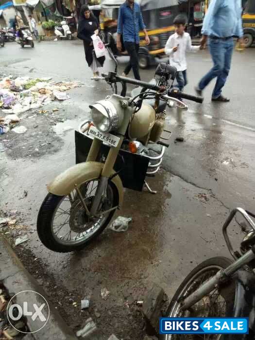 Send Royal Enfield Classic Desert Storm