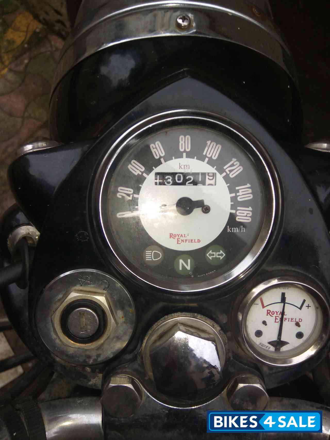 Black Royal Enfield Classic 350