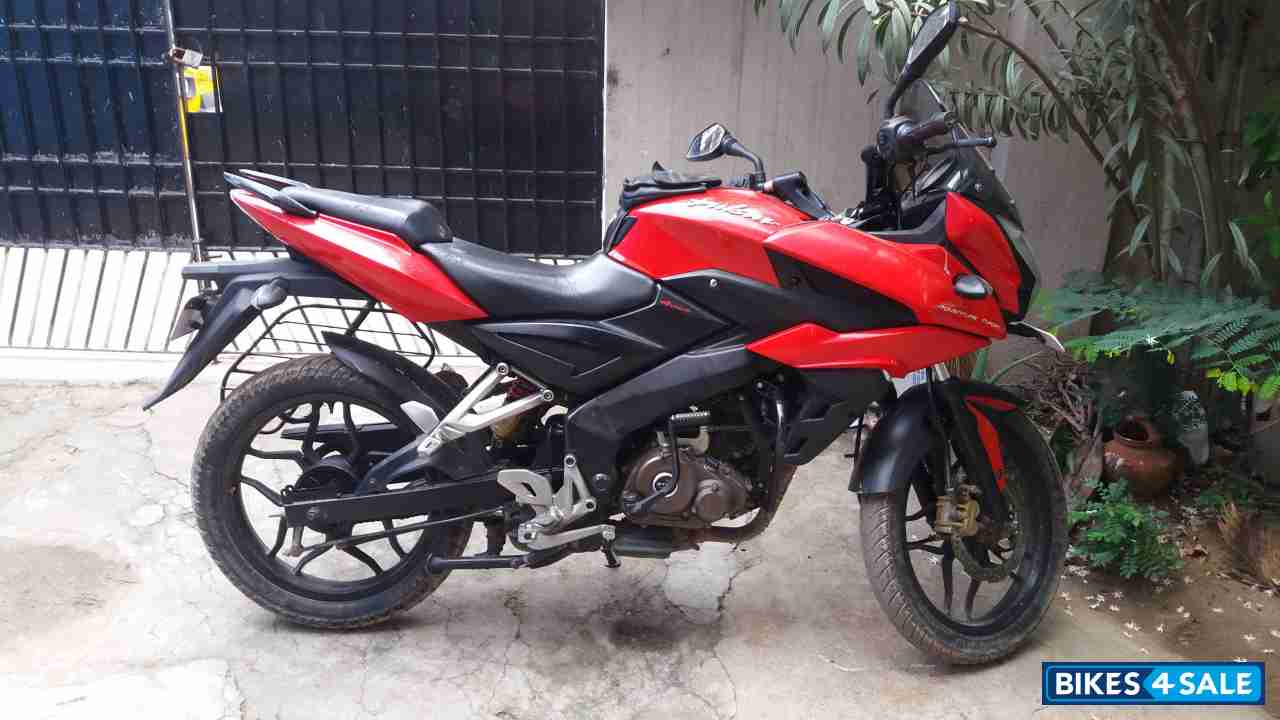 Red Bajaj Pulsar AS 150
