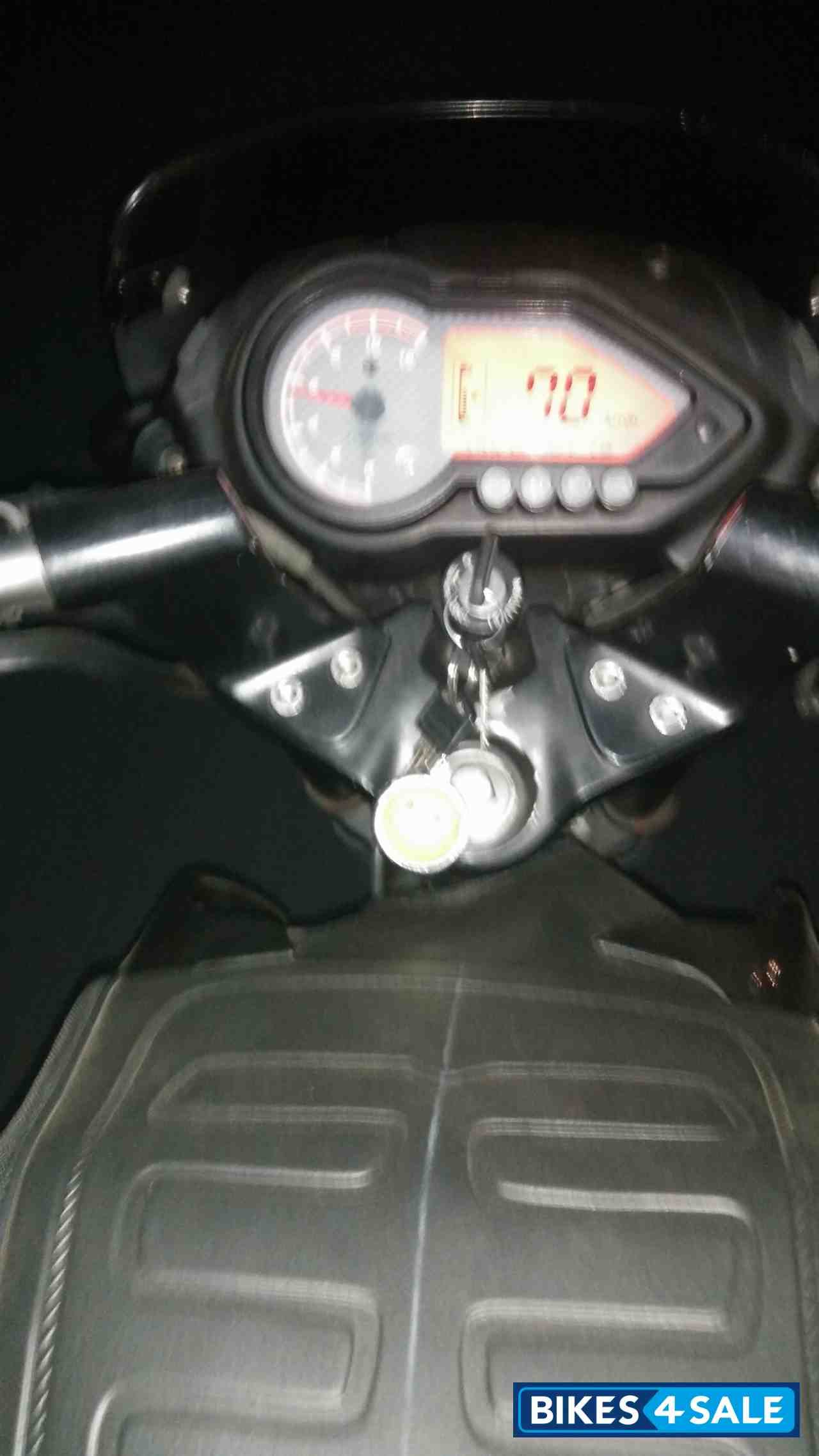 Black Alloy Bajaj Pulsar 150 DTSi Black Alloy Bajaj Pulsar 150 DTSi