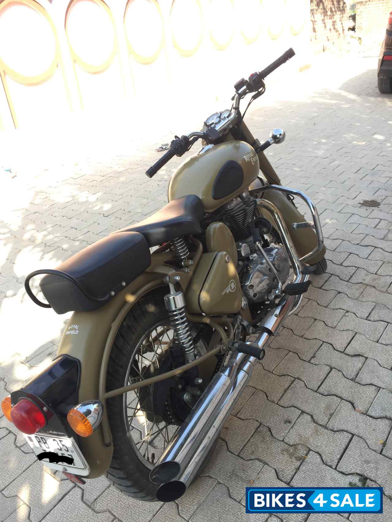 Khaki Royal Enfield Classic Desert Storm