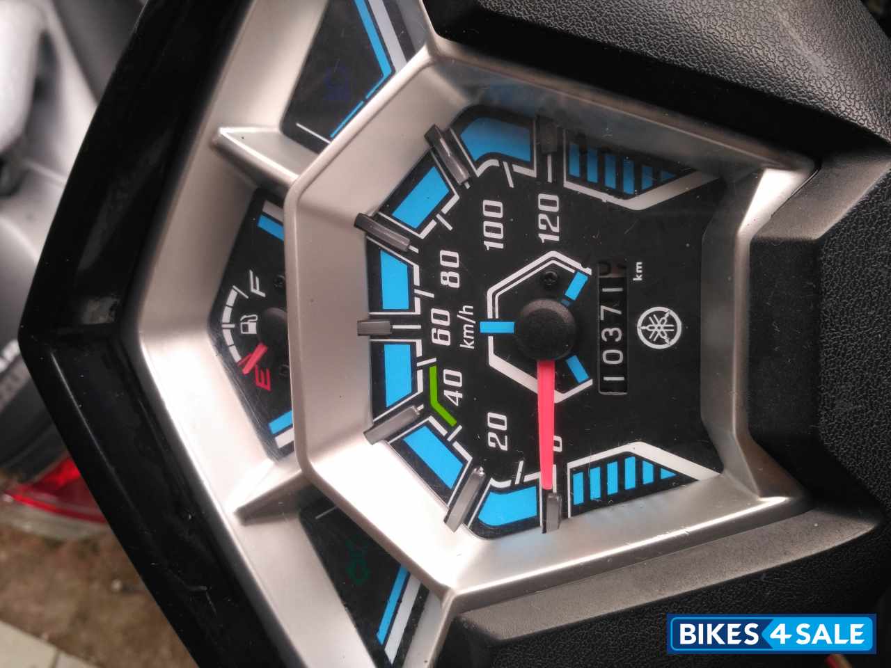 Matte Green Yamaha Cygnus Ray ZR