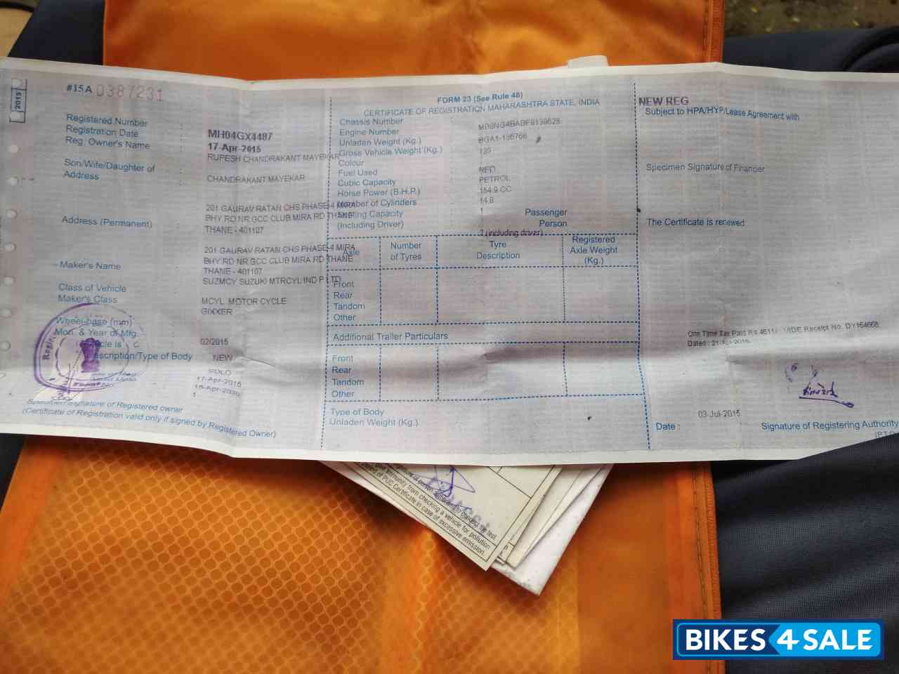 Red Suzuki Gixxer 150