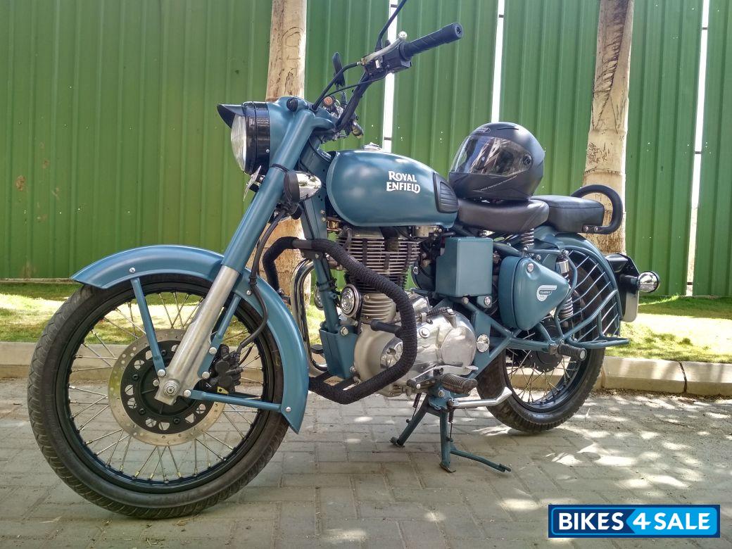 Squadron Blue Royal Enfield Classic Squadron Blue Squadron Blue Royal Enfield Classic Squadron Blue