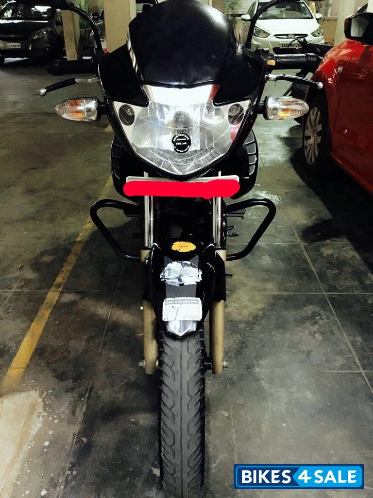 Black TVS Apache RTR 180