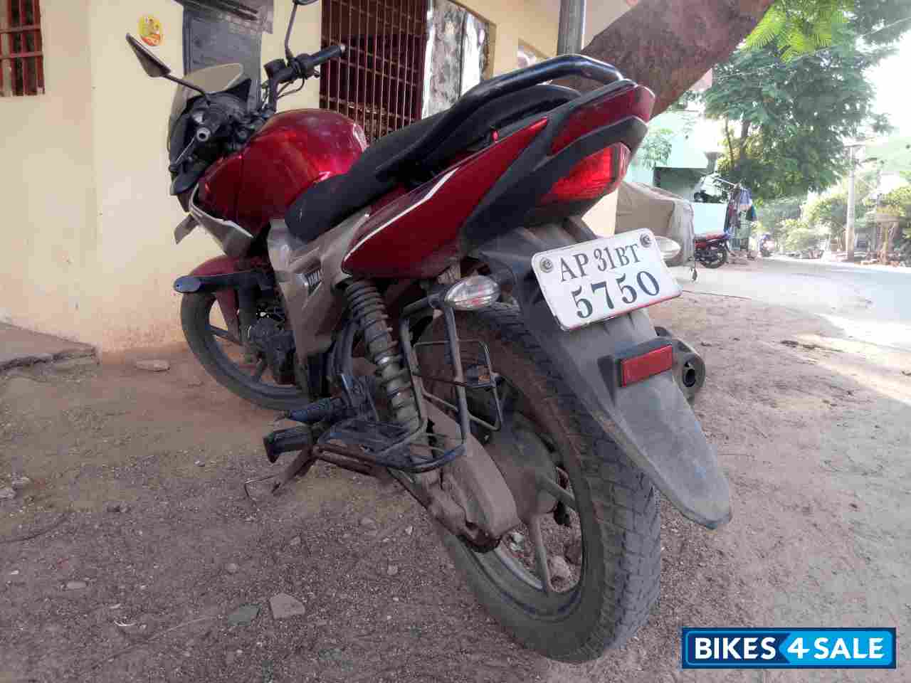 Red Yamaha SZ-R Red Yamaha SZ-R