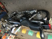 Black Bajaj Avenger Cruise 220