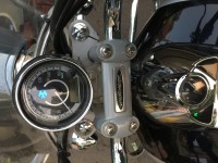 Black Bajaj Avenger Cruise 220