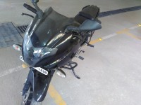 Black Bajaj Pulsar 220F