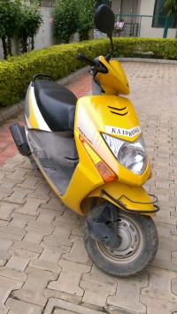 Yellow Honda Dio