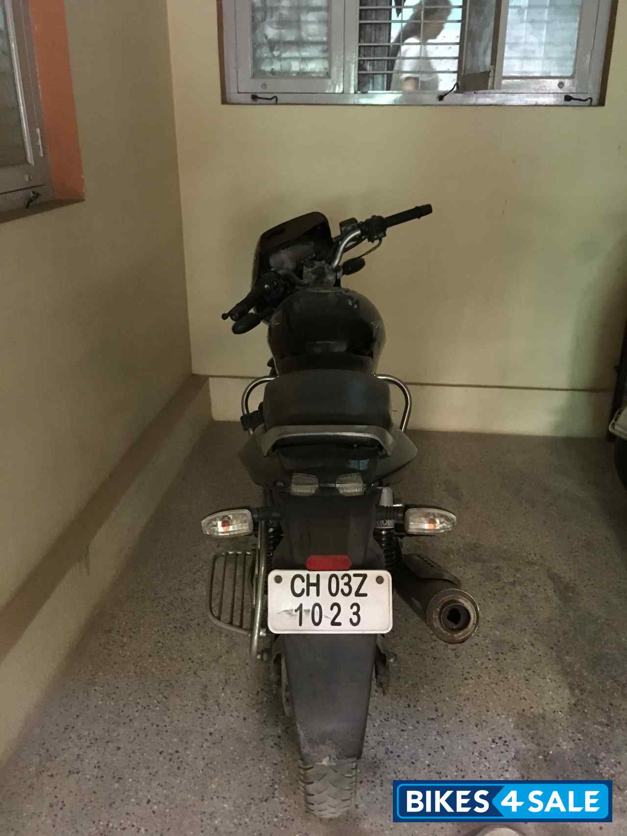 Black Bajaj Pulsar 150 DTSi