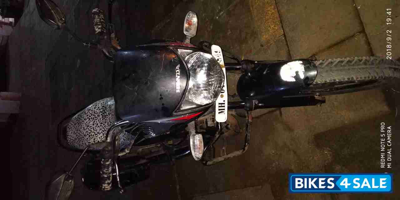 Black Honda CB Shine