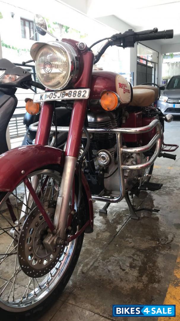 Maroon Royal Enfield Classic 350