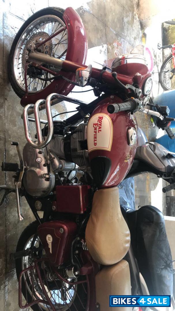 Maroon Royal Enfield Classic 350