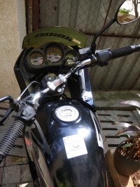 Black Red Cast Hero Karizma R